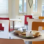 Première Classe Sous Bois 2* Rosny-Sous-Bois