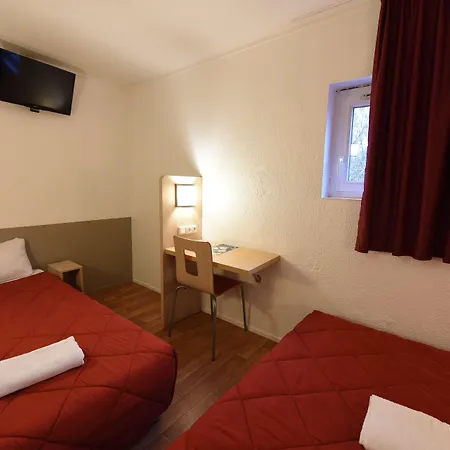 Hotel Premiere Classe Sous Bois 2*