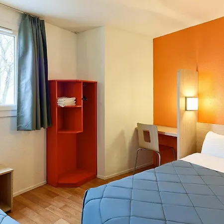 Hotel Premiere Classe Sous Bois 2*
