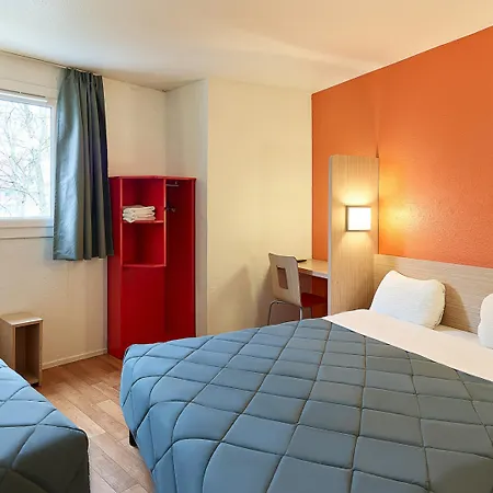 Premiere Classe Sous Bois Hotel 2*