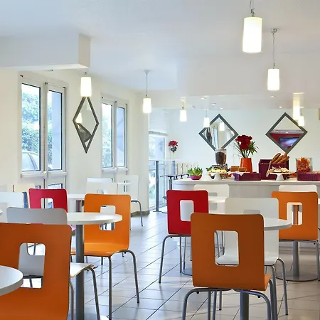 Premiere Classe Sous Bois Hotel